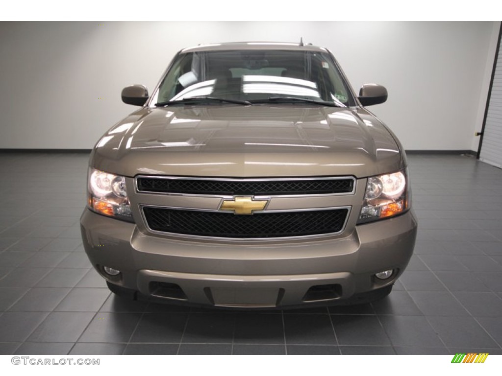 Amber Bronze Metallic 2007 Chevrolet Suburban 1500 LT Exterior Photo #70213843