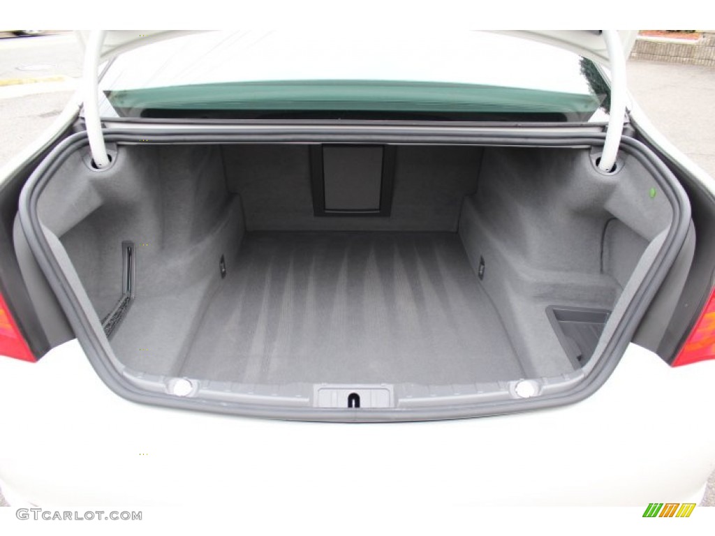 2009 BMW 7 Series 750Li Sedan Trunk Photo #70215190