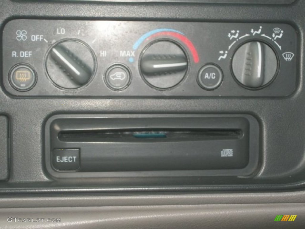 1999 Chevrolet Tahoe LT 4x4 Controls Photo #70216063