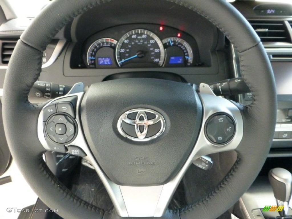 2012 Camry SE V6 - Super White / Black/Ash photo #17