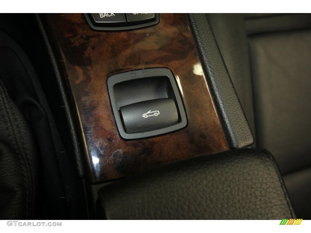 2009 BMW 3 Series 335i Convertible Controls Photo #70217401