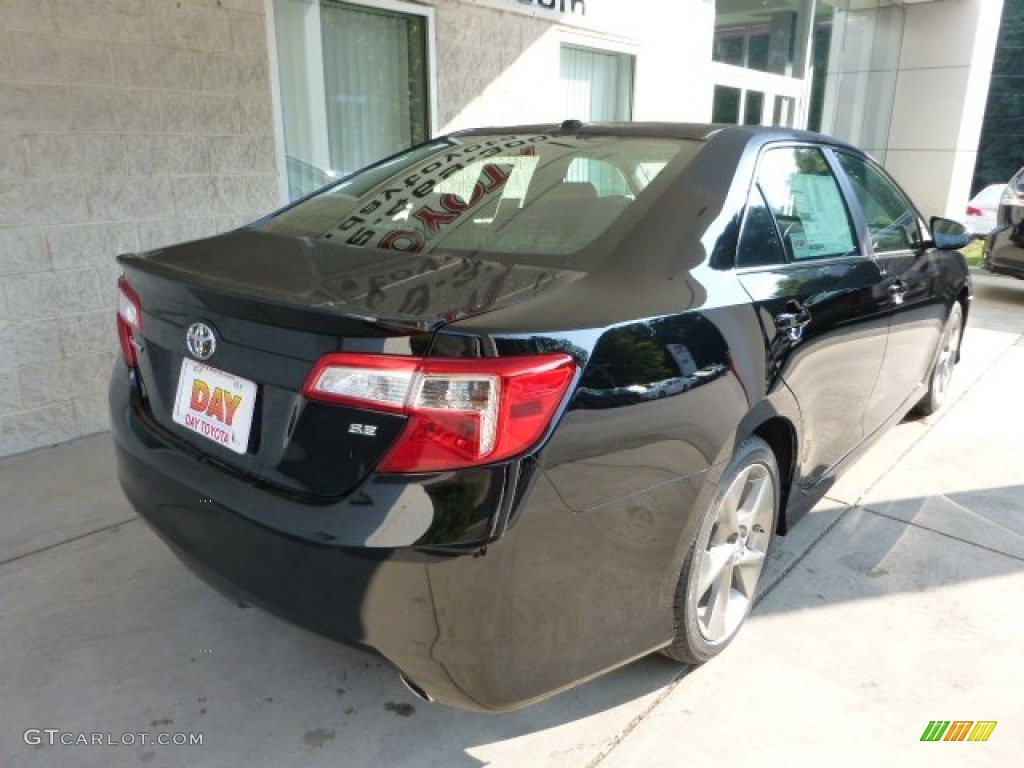 2012 Camry SE V6 - Attitude Black Metallic / Black photo #2