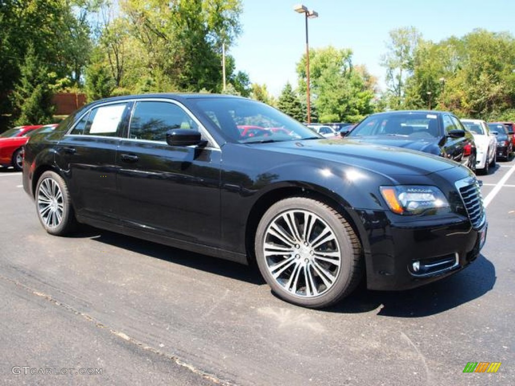 Gloss Black 2013 Chrysler 300 S V8 Exterior Photo #70219183