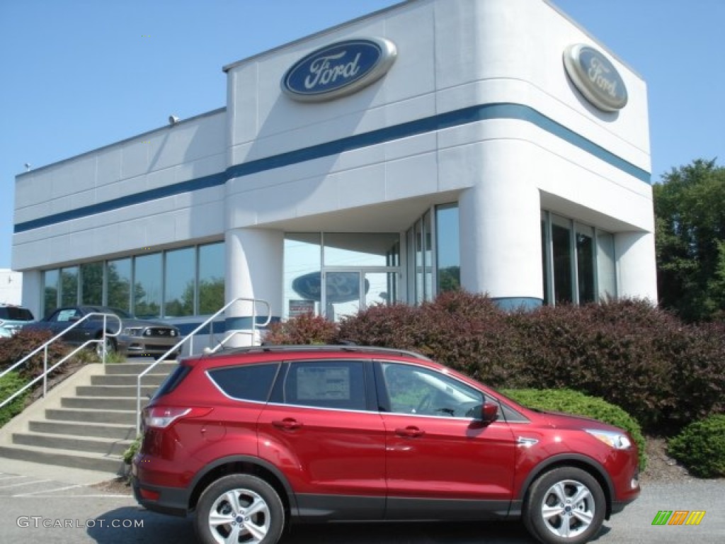 2013 Escape SE 1.6L EcoBoost 4WD - Ruby Red Metallic / Medium Light Stone photo #1