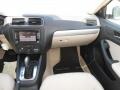 Candy White - Jetta SE Sedan Photo No. 15