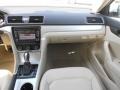 Candy White - Passat 2.5L SE Photo No. 15