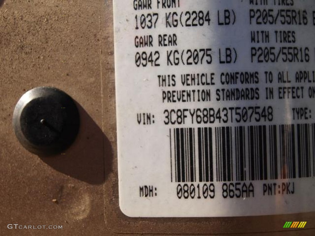2003 PT Cruiser Limited - Light Almond Pearl / Taupe/Pearl Beige photo #17
