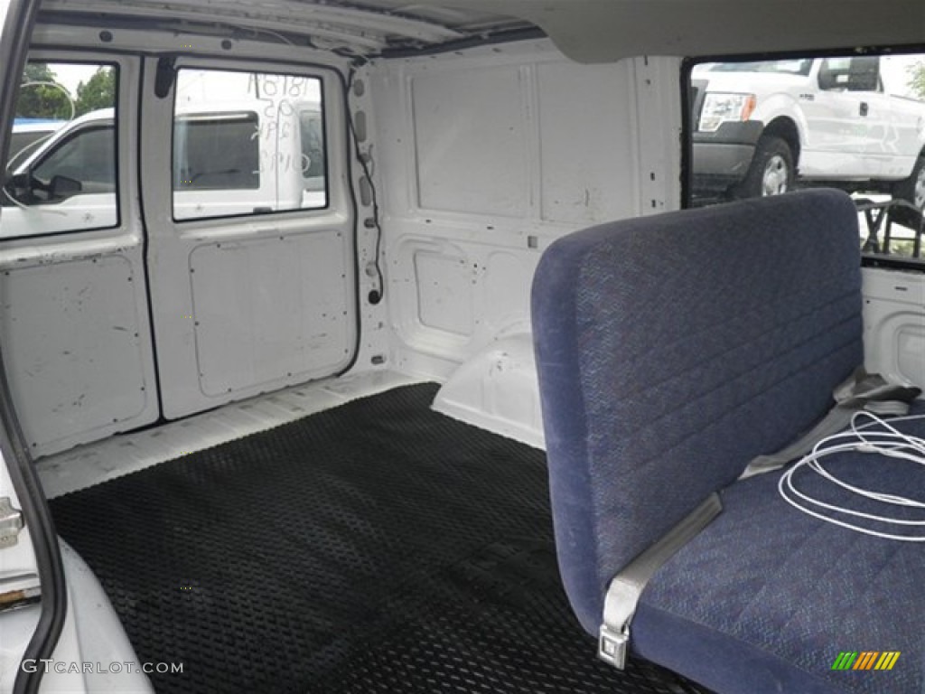 2005 Astro AWD Cargo Van - Summit White / Blue photo #21