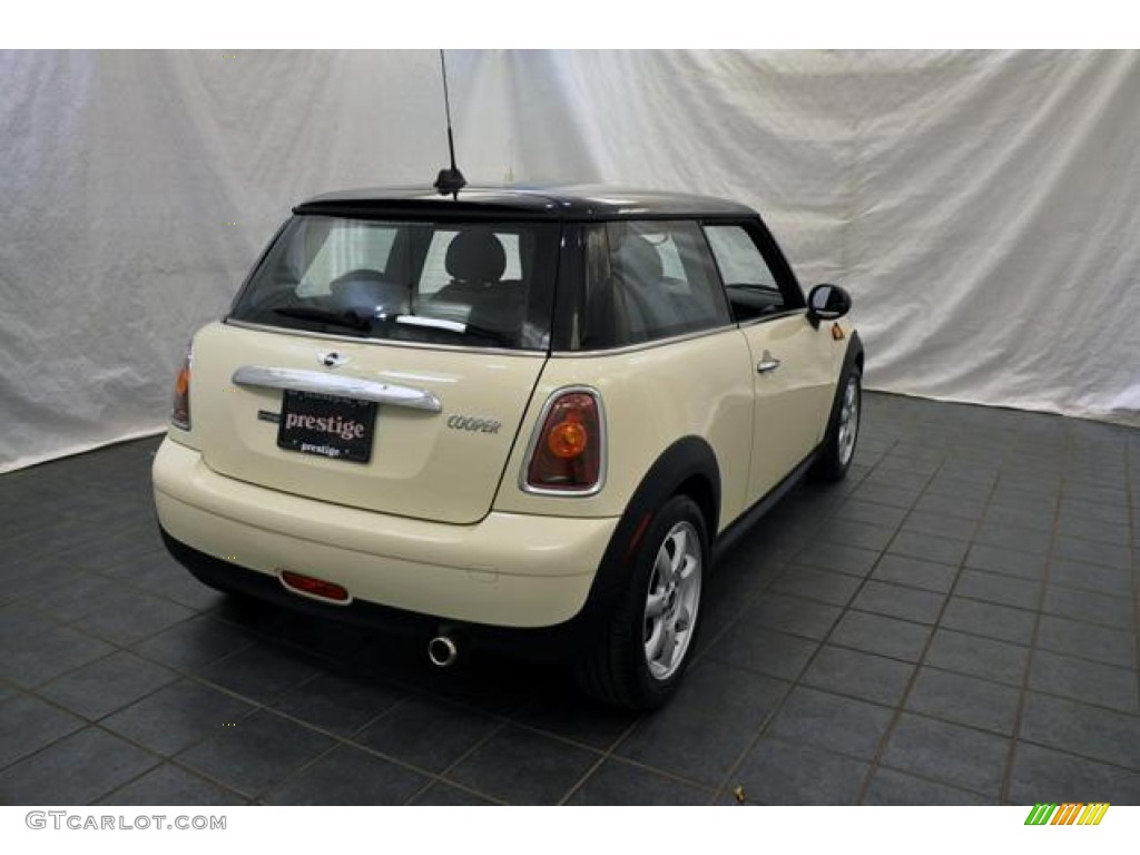 2009 Cooper Hardtop - Pepper White / Punch Carbon Black Leather photo #3