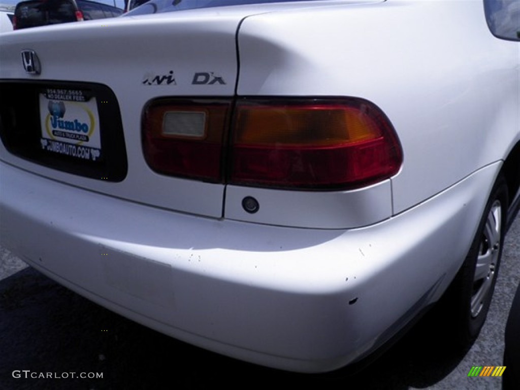 1993 Civic DX Coupe - Frost White / Beige photo #10
