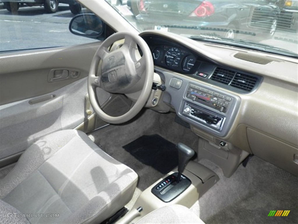 1993 Civic DX Coupe - Frost White / Beige photo #12