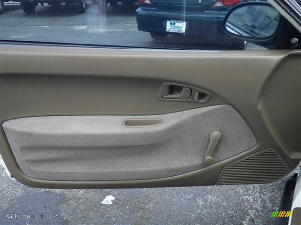 1993 Civic DX Coupe - Frost White / Beige photo #17