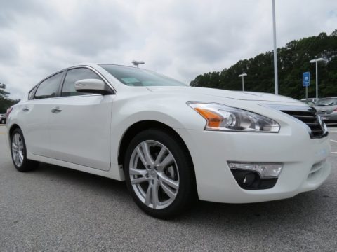 2013 Nissan Altima 3.5 SV Data, Info and Specs