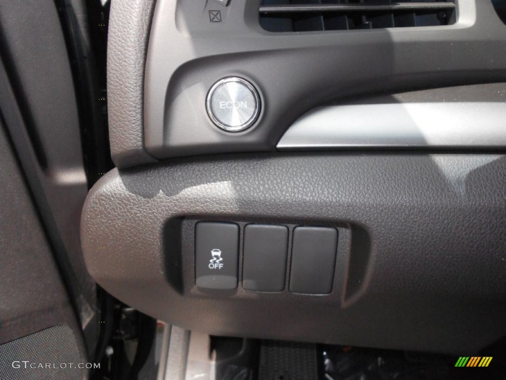 2013 Acura ILX 1.5L Hybrid Controls Photo #70234459