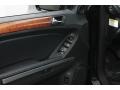 Black - GL 450 4Matic Photo No. 16
