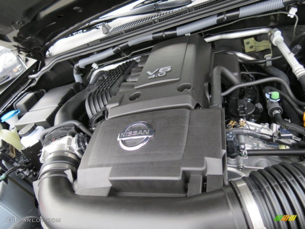 2012 Frontier SV Crew Cab - Super Black / Steel photo #11