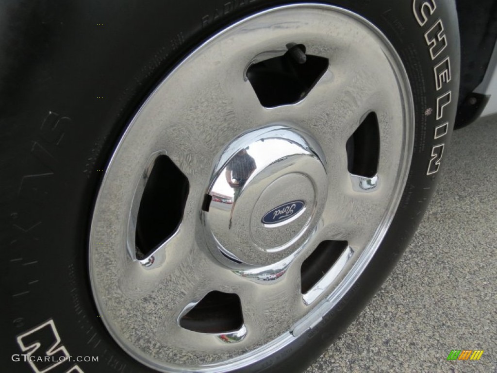 2006 Ford F150 STX SuperCab Wheel Photos