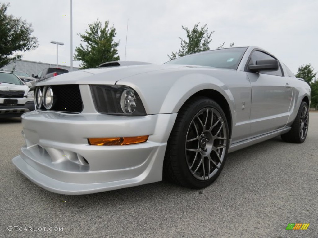 2009 Mustang GT Premium Coupe - Brilliant Silver Metallic / Dark Charcoal photo #3