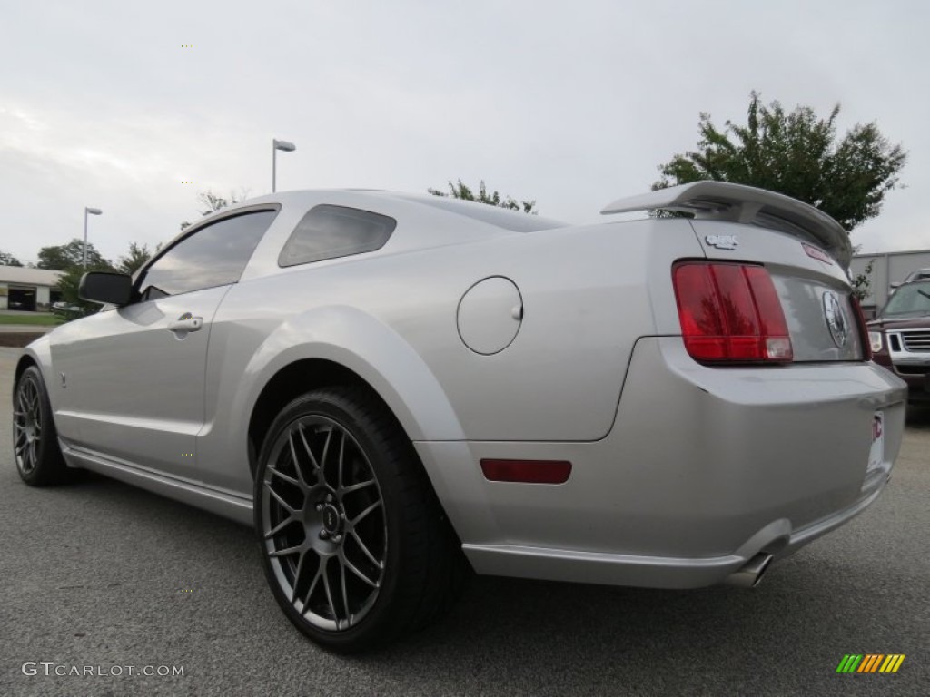 Brilliant Silver Metallic 2009 Ford Mustang GT Premium Coupe Exterior Photo #70236886