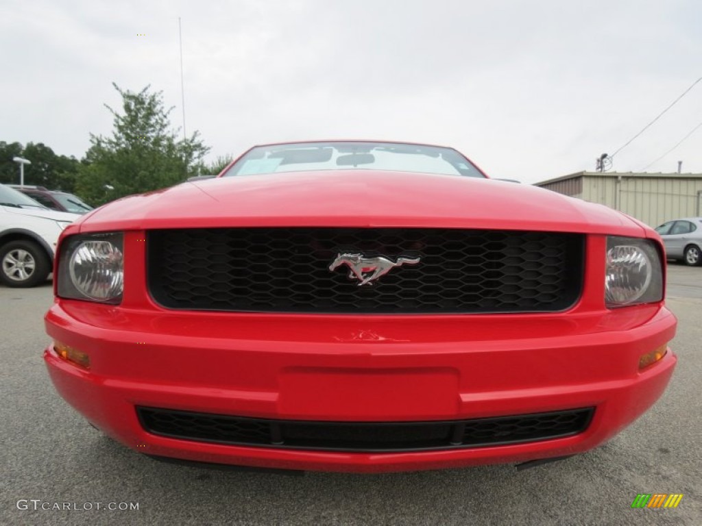 Torch Red 2008 Ford Mustang V6 Deluxe Convertible Exterior Photo #70237675