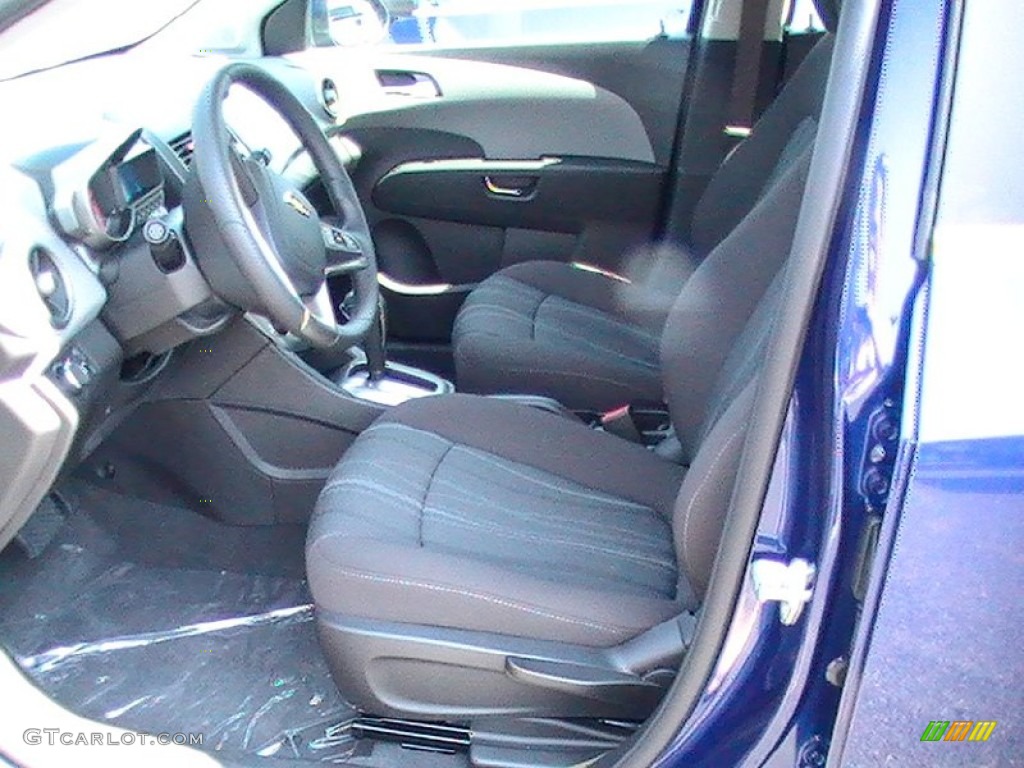 2013 Chevrolet Sonic LT Hatch Front Seat Photo #70239721