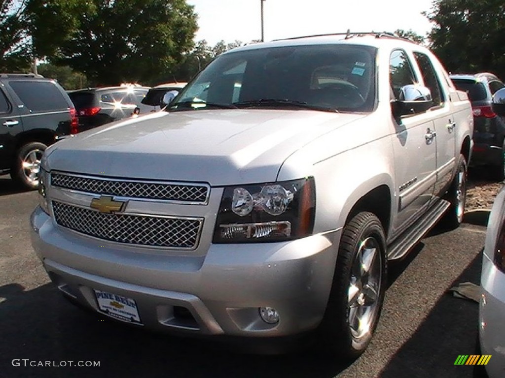 2013 Avalanche LS 4x4 Black Diamond Edition - Silver Ice Metallic / Ebony photo #1