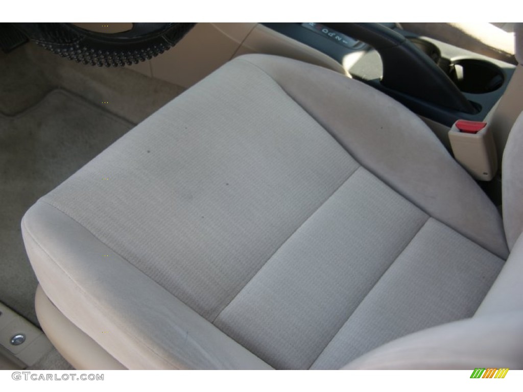 2003 Accord DX Sedan - Desert Mist Metallic / Ivory photo #9