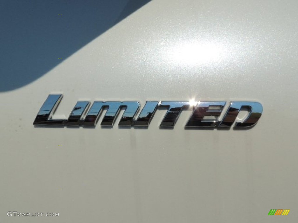 2010 Highlander Limited 4WD - Blizzard White Pearl / Ash photo #24