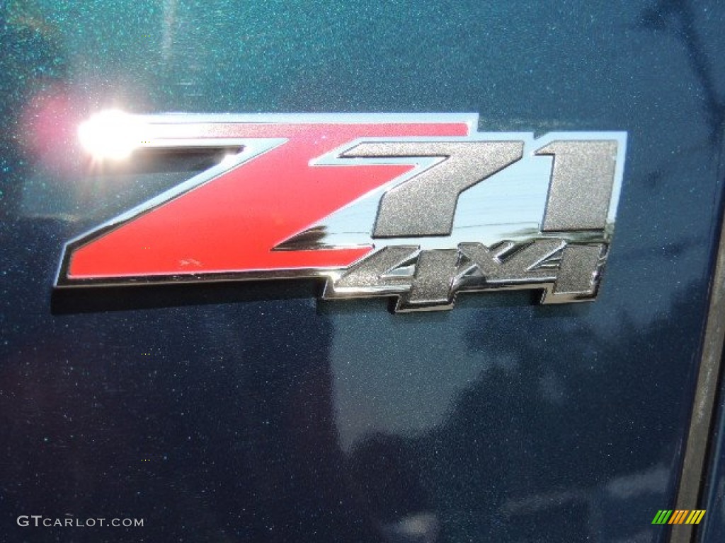 2005 Chevrolet Tahoe Z71 4x4 Marks and Logos Photo #70241667