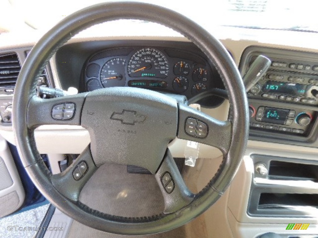 2005 Chevrolet Tahoe Z71 4x4 Tan/Neutral Steering Wheel Photo #70241818