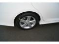 Super White - Camry SE Photo No. 9