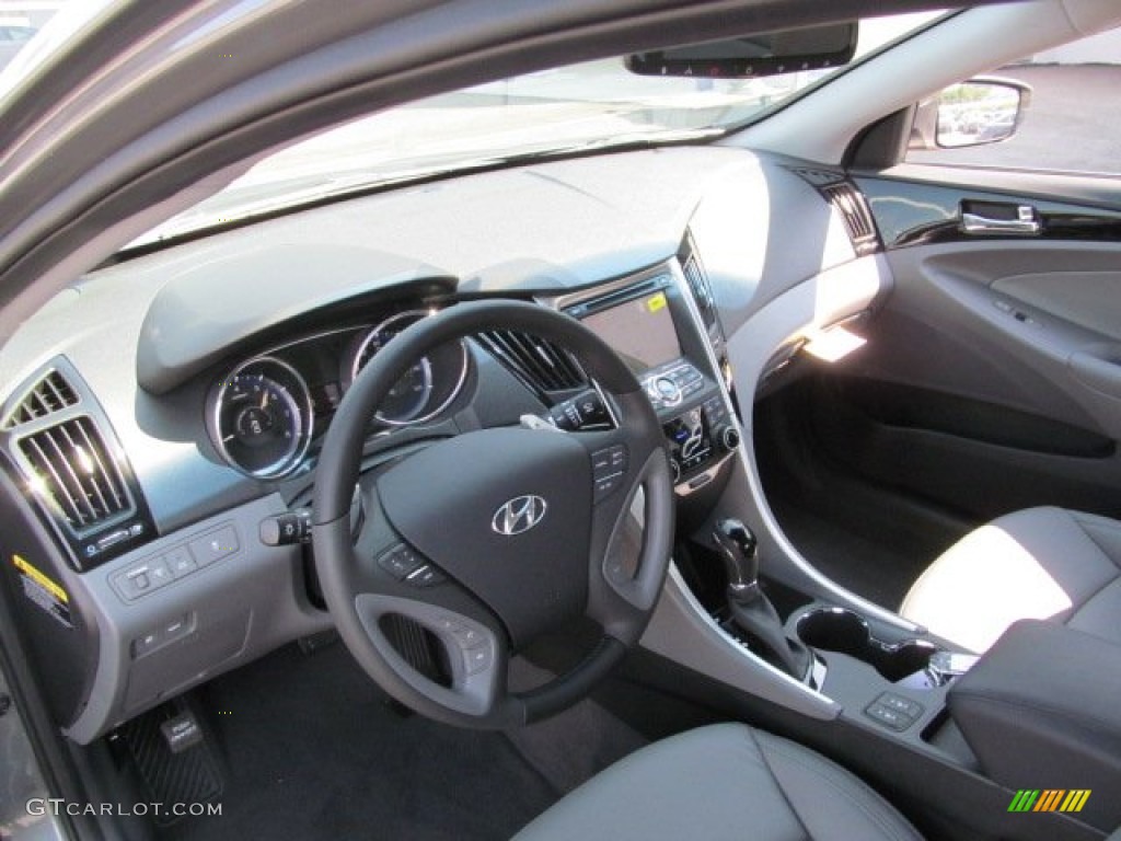 Gray Interior 2013 Hyundai Sonata Limited 2.0T Photo #70245781