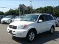 Super White - RAV4 4WD Photo No. 3