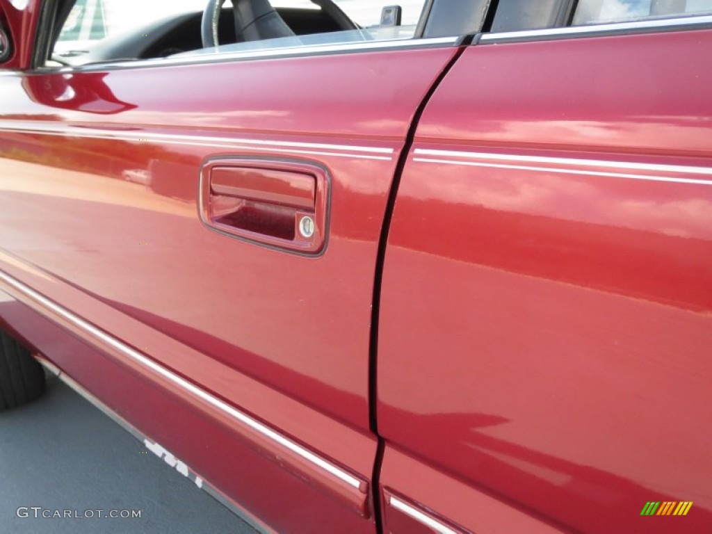 1991 Corolla LE Sedan - Medium Red Pearl Metallic / Gray photo #18