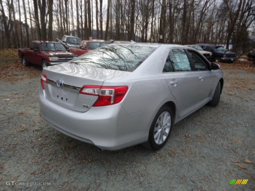 2012 Camry Hybrid XLE - Super White / Light Gray photo #7