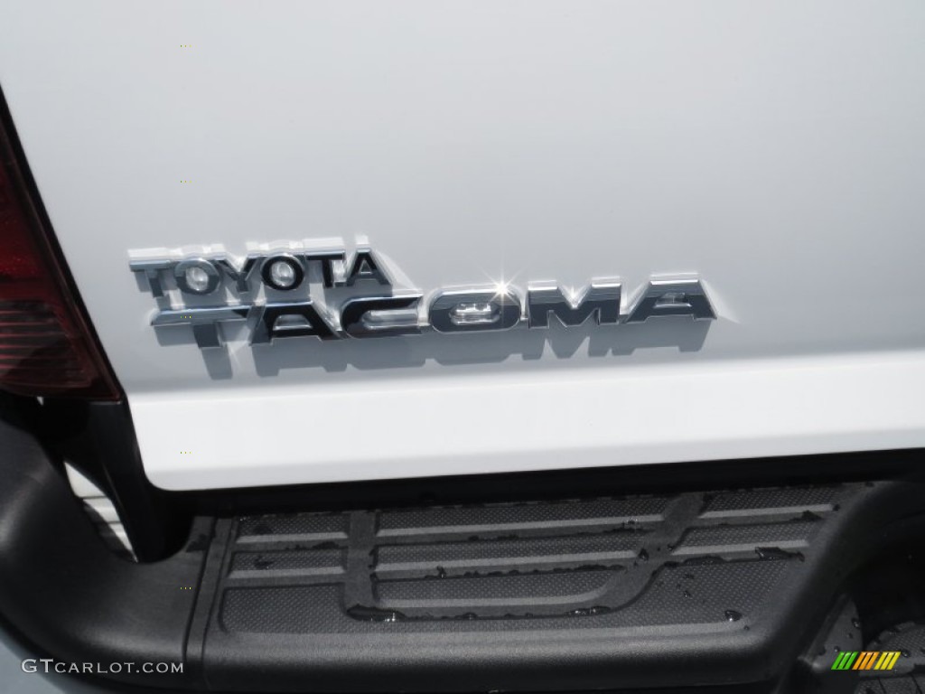 2013 Tacoma Access Cab - Super White / Graphite photo #13