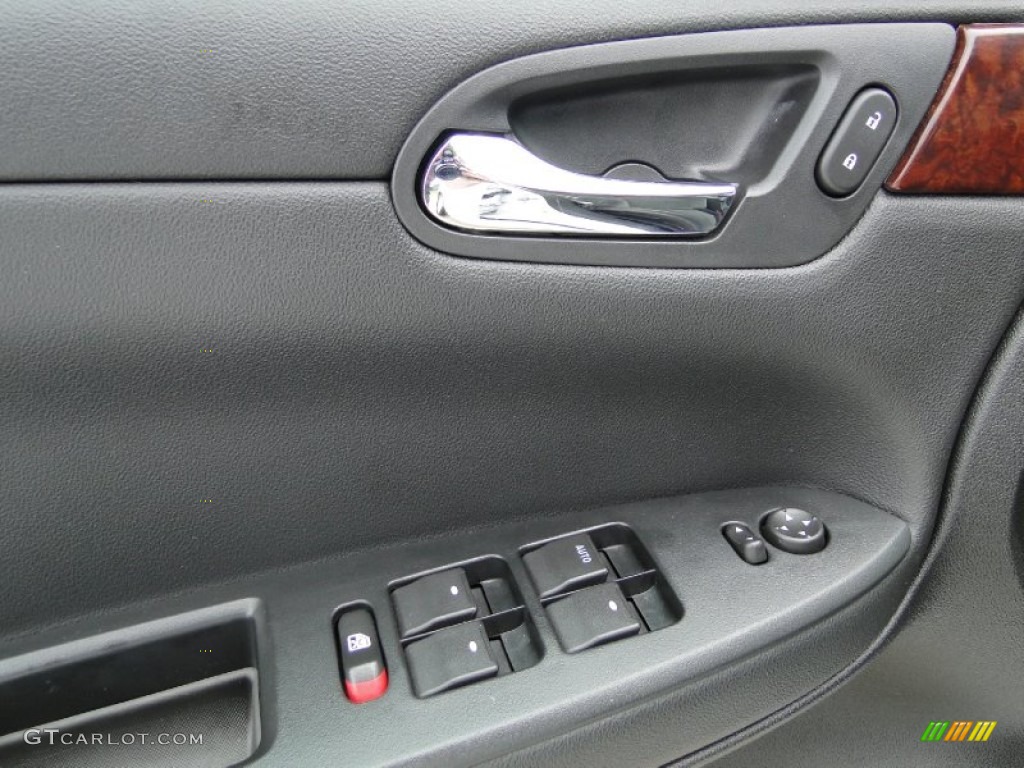 2011 Impala LT - Summit White / Gray photo #14