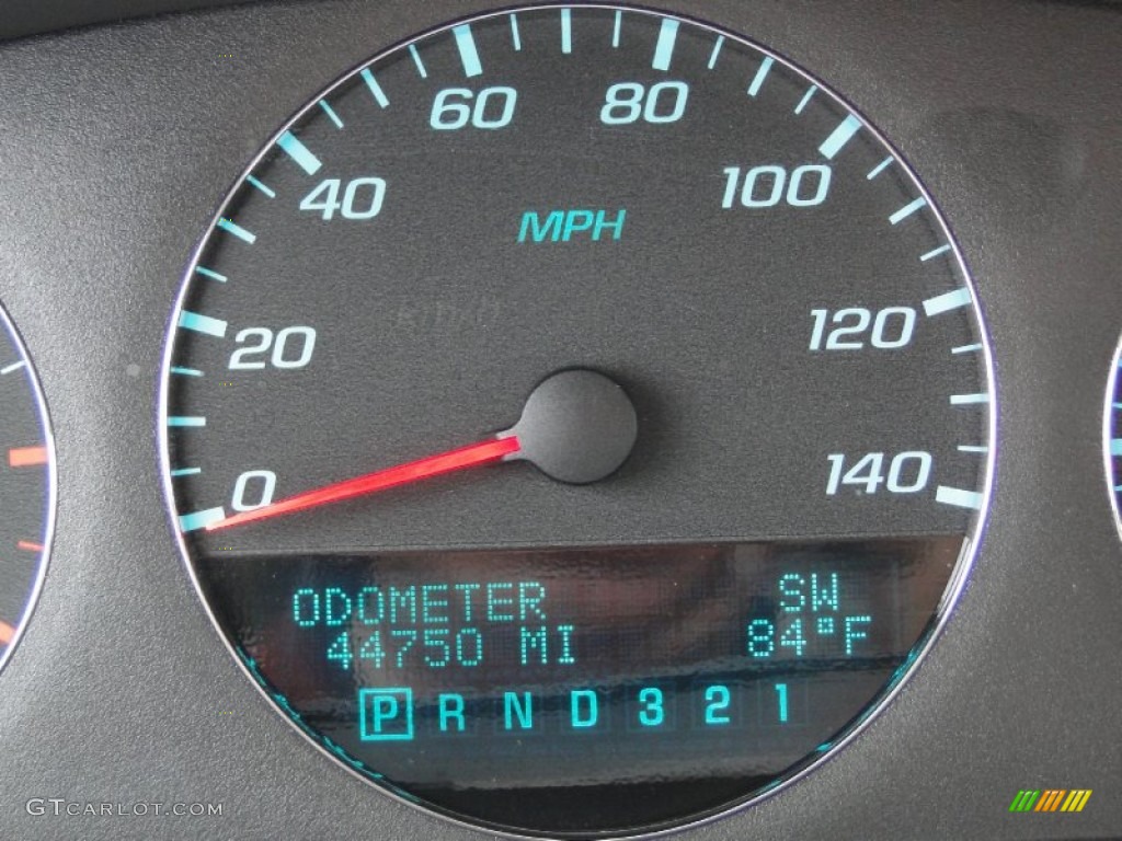 2011 Impala LT - Summit White / Gray photo #18