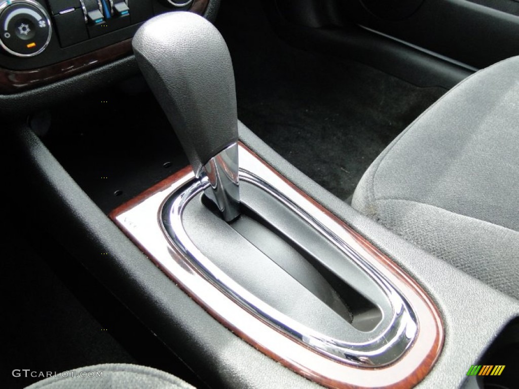 2011 Impala LT - Summit White / Gray photo #21