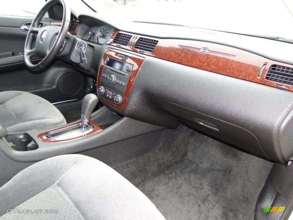 2011 Impala LT - Summit White / Gray photo #24