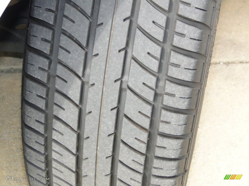 2011 Impala LT - Summit White / Gray photo #31