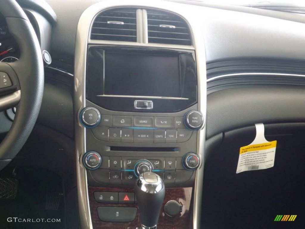 2013 Chevrolet Malibu ECO Controls Photo #70253938