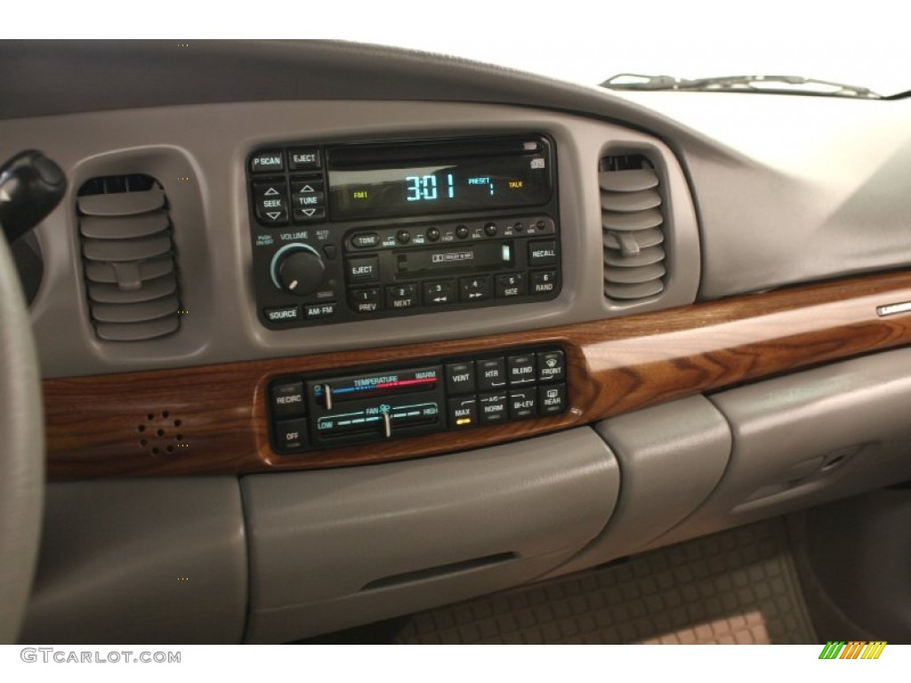 2001 LeSabre Custom - White / Medium Gray photo #13