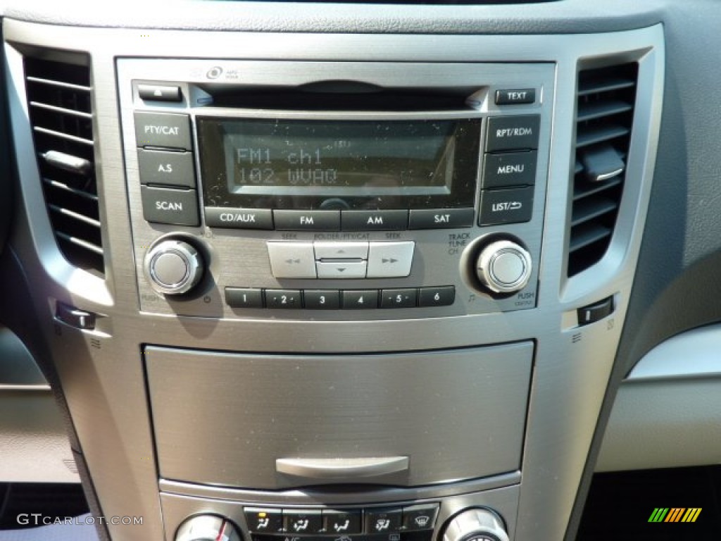 2013 Subaru Legacy 2.5i Premium Controls Photo #70258177
