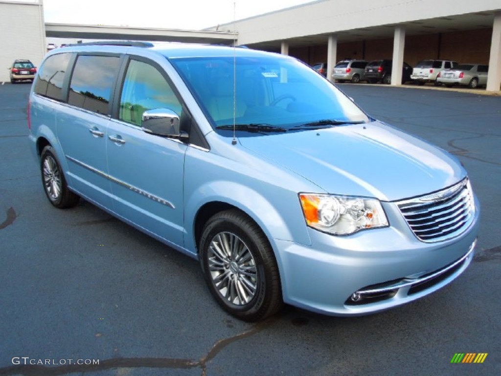 2013 Town & Country Touring - L - Crystal Blue Pearl / Dark Frost Beige/Medium Frost Beige photo #1
