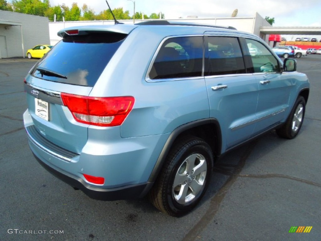 2013 Grand Cherokee Limited - Winter Chill Pearl / Black/Light Frost Beige photo #6