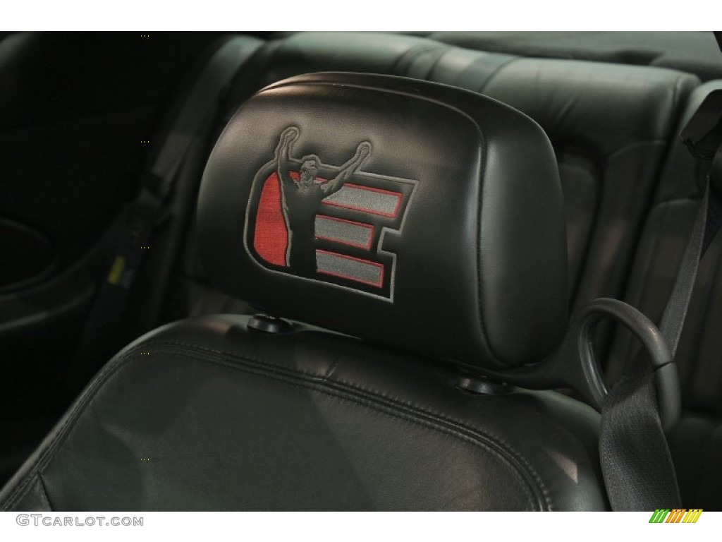 2004 Monte Carlo Intimidator SS - Black / Ebony Black photo #10