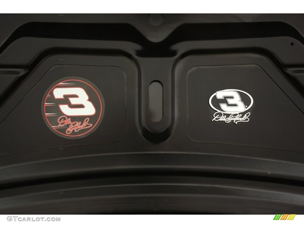 2004 Monte Carlo Intimidator SS - Black / Ebony Black photo #25