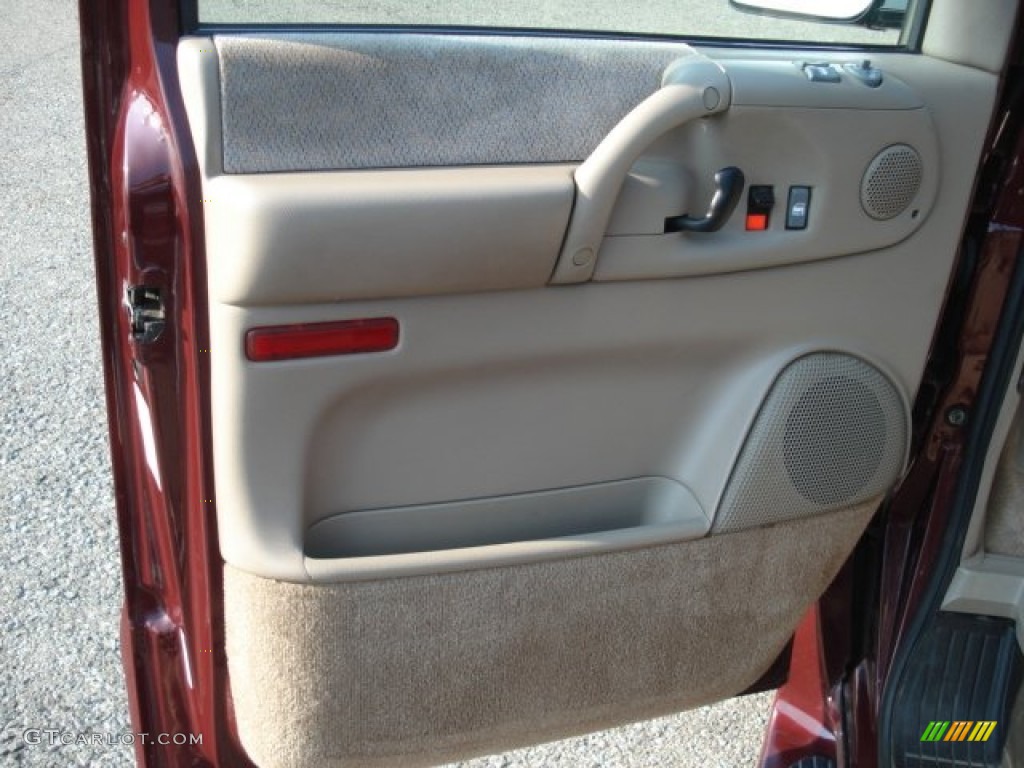 2003 Chevrolet Astro AWD Neutral Door Panel Photo #70262743