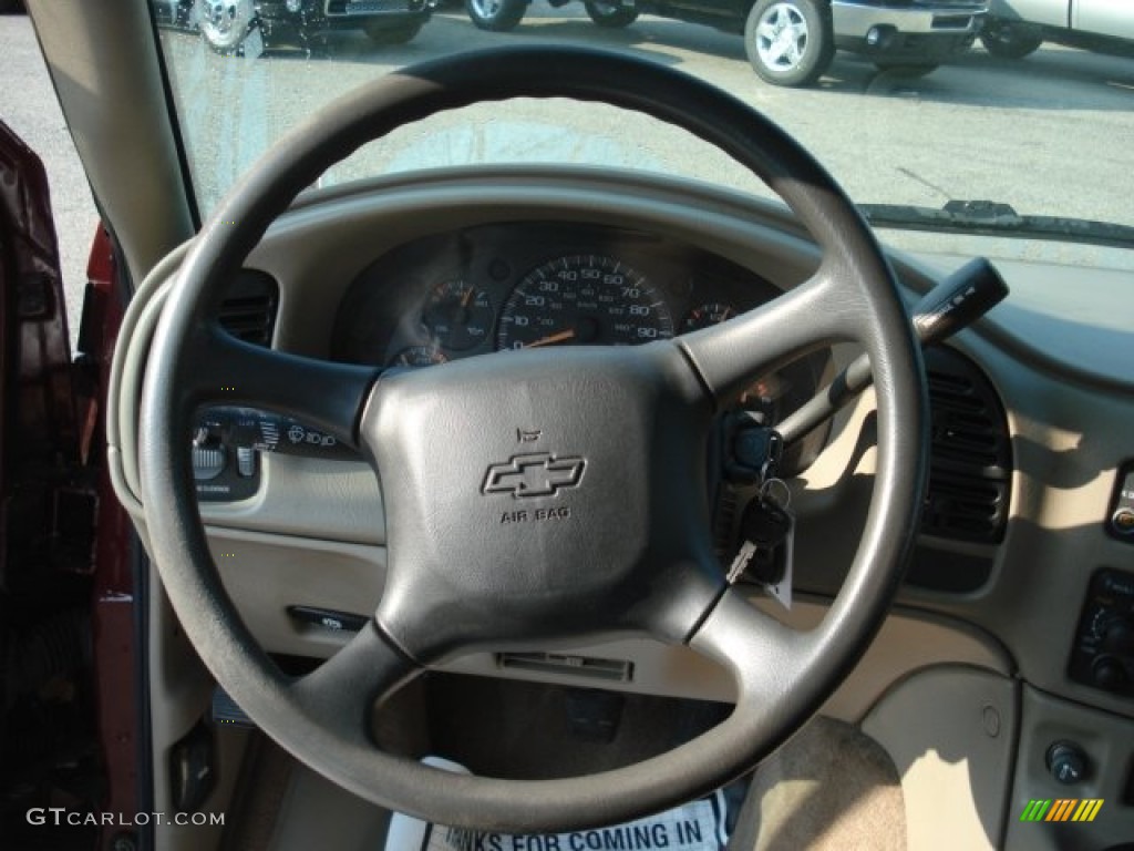 2003 Chevrolet Astro AWD Neutral Steering Wheel Photo #70262761